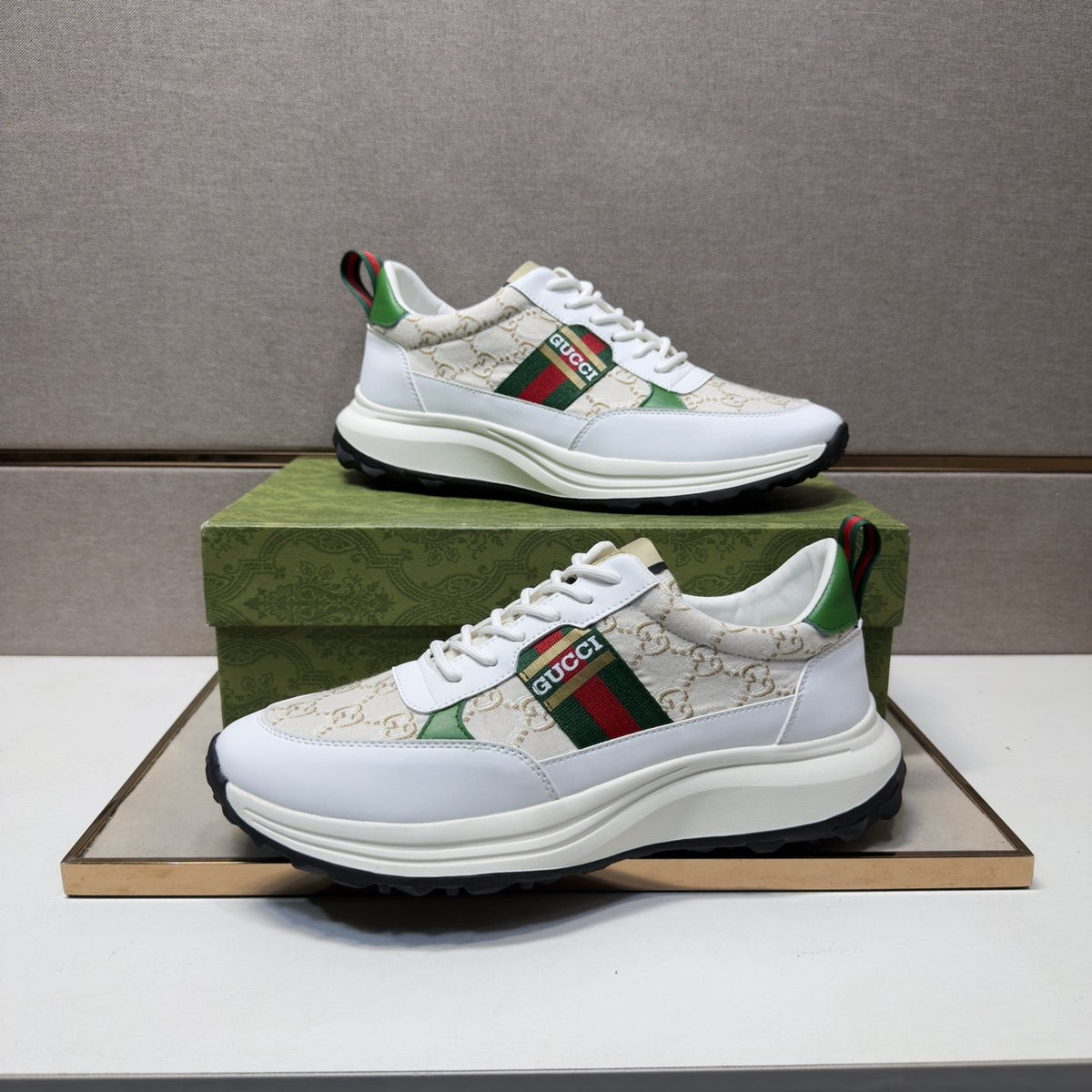 Gucci Green-Red Stripe Men’s Sneakers — front