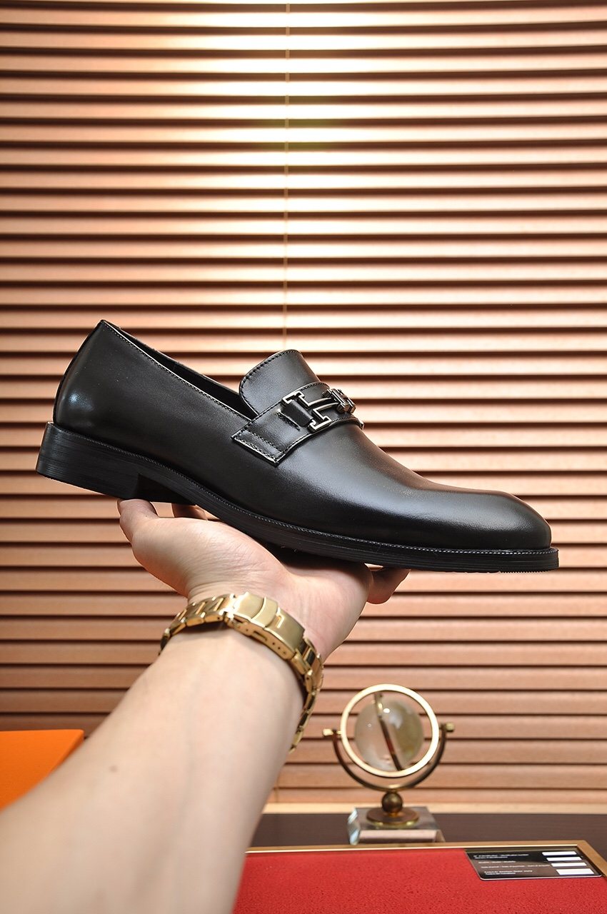 Hermès H-Hardware Leather Loafers — model